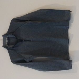 Kids size 7 Patagonia zippered collar with thumb hooks on sleeve in slate grey.